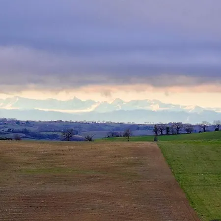 Chez Marie : Les Pyrenees A Portee De Vue בית נופש *
