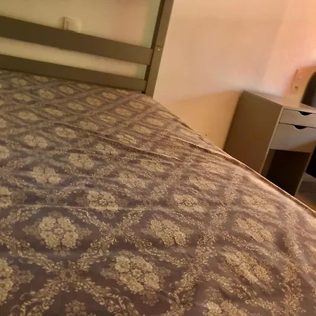 Chez Marie : Les Pyrenees A Portee De Vue Garravet