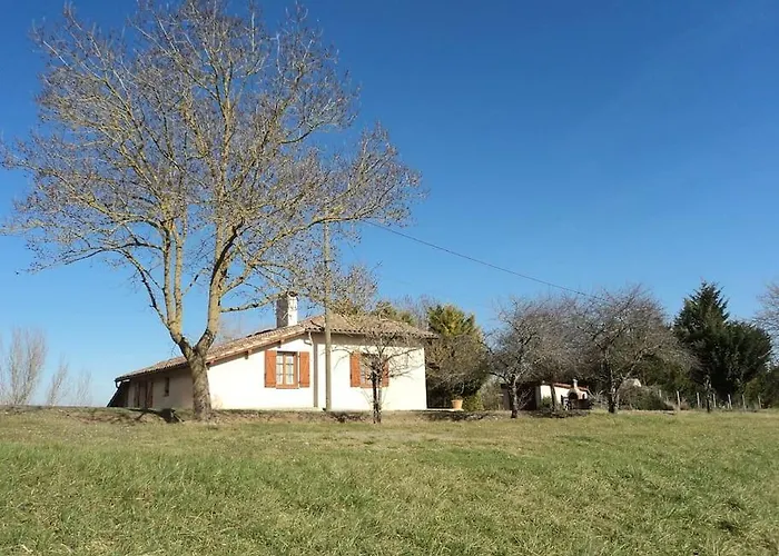 Chez Marie : Les Pyrénées à Portée De Vue Hébergement de vacances *