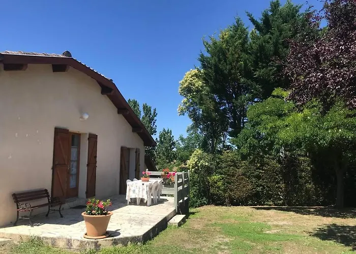 Chez Marie : Les Pyrénées à Portée De Vue Hébergement de vacances Garravet