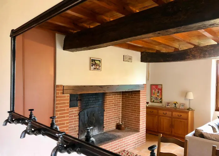 Chez Marie : Les Pyrénées à Portée De Vue Hébergement de vacances *