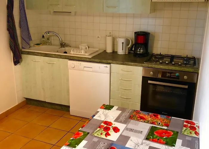 Chez Marie : Les Pyrénées à Portée De Vue Hébergement de vacances Garravet