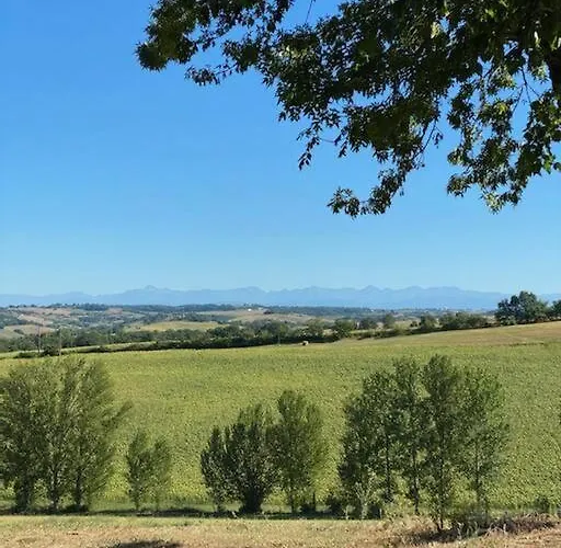 Chez Marie : Les Pyrénées à Portée De Vue Garravet