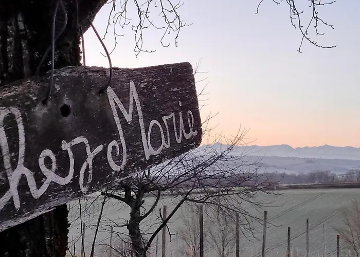 Chez Marie : Les Pyrénées à Portée De Vue Hébergement de vacances *